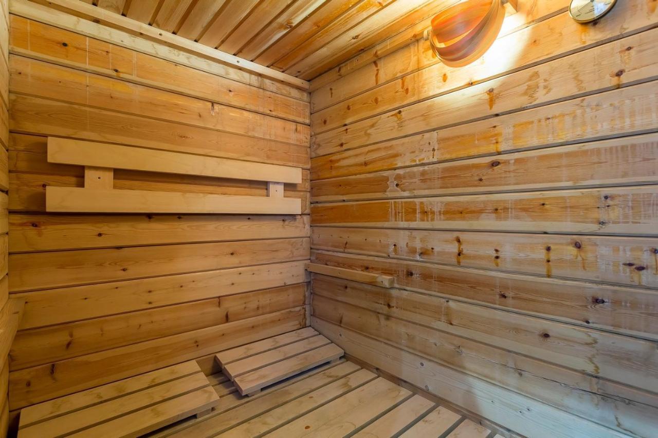 The Old Lyon Sauna 6 People Dış mekan fotoğraf