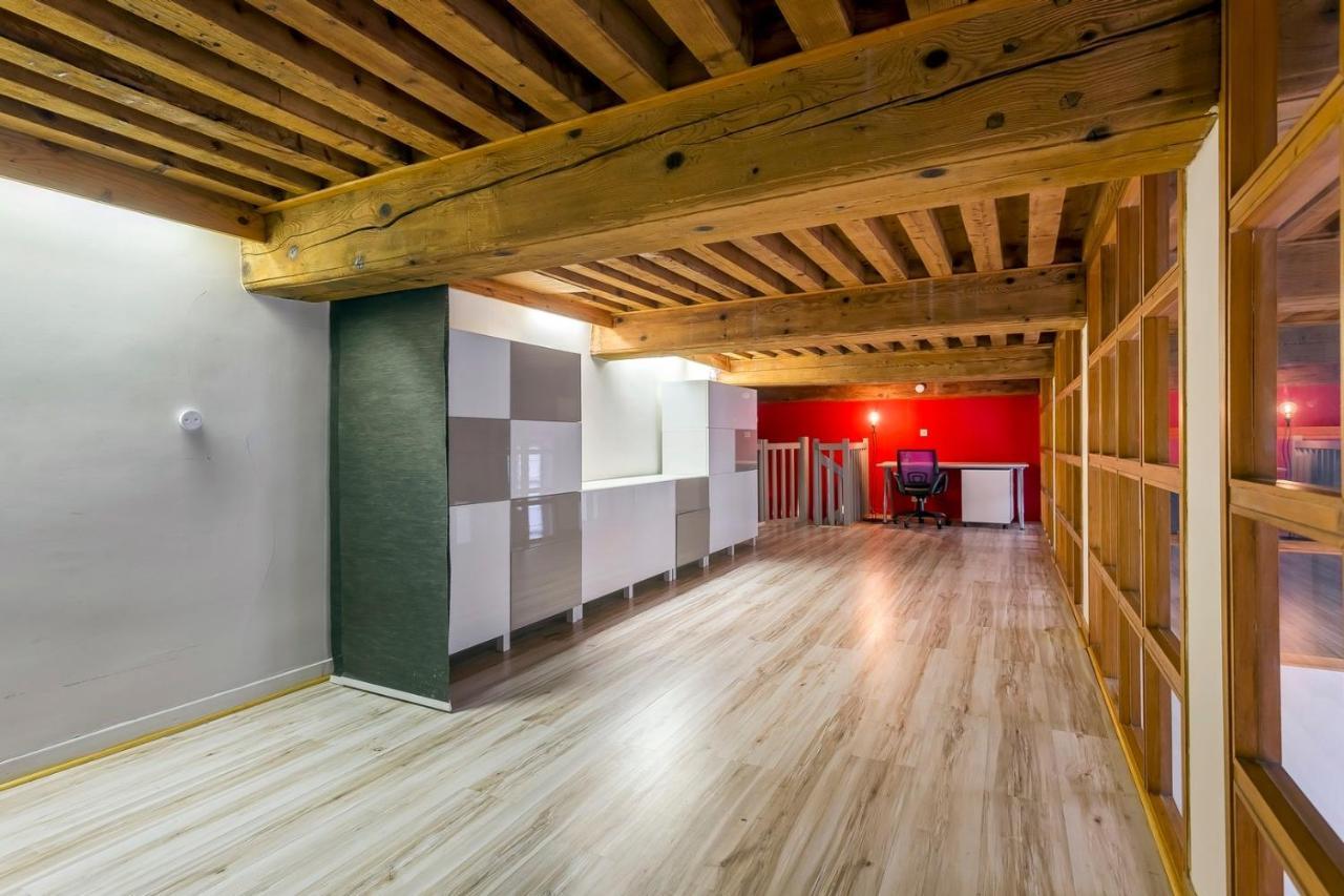 The Old Lyon Sauna 6 People Dış mekan fotoğraf